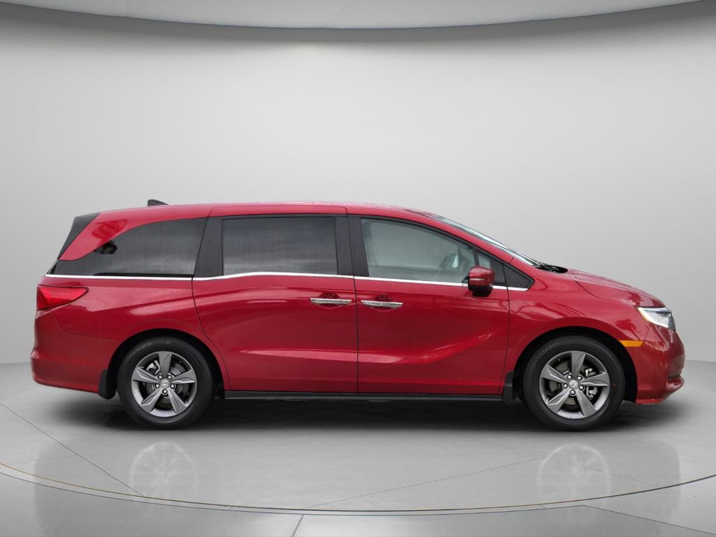 Certified 2024 Honda Odyssey EX image 3