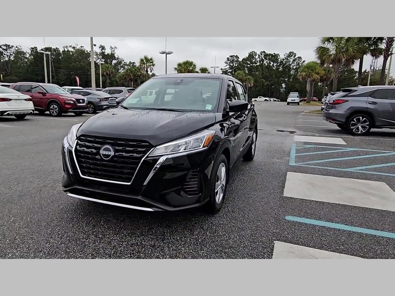 New 2025 Nissan Kicks Play S image 21