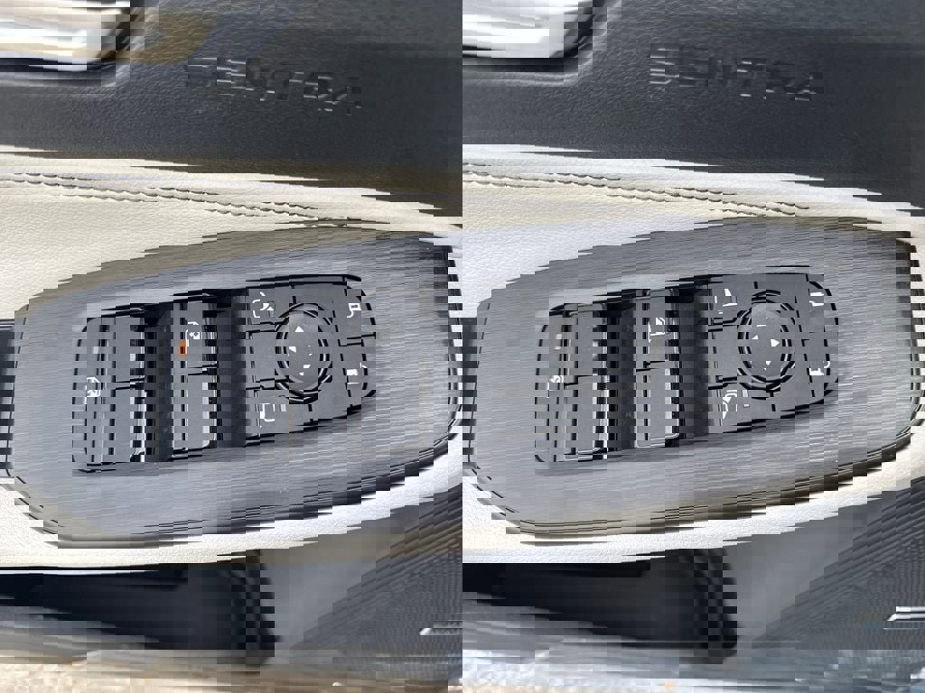 New 2026 Nissan Sentra SL w/ Floor Mat Package image 17