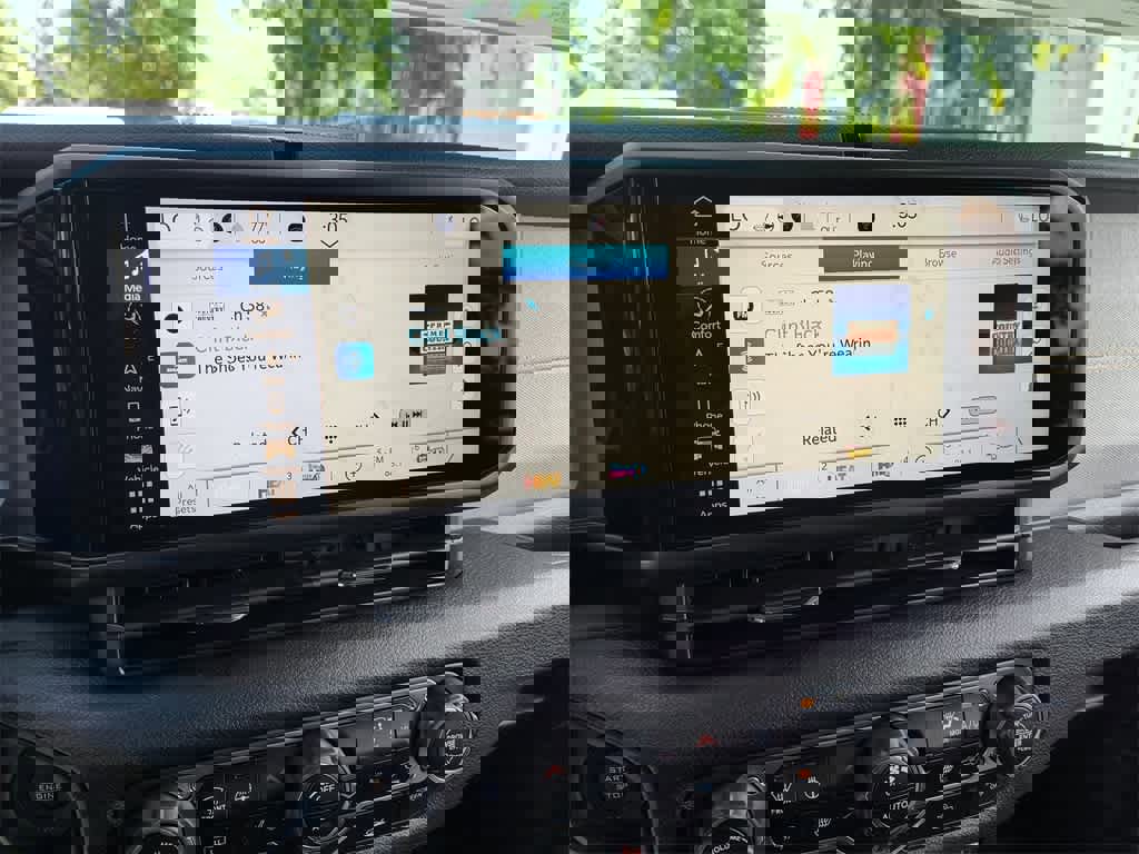 New 2025 Jeep Gladiator Sport image 16