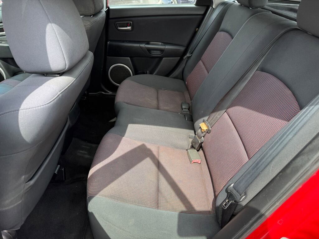 Used 2006 MAZDA MAZDA3 s image 11