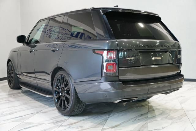 Used 2018 Land Rover Range Rover Supercharged AWD/4WD image 9