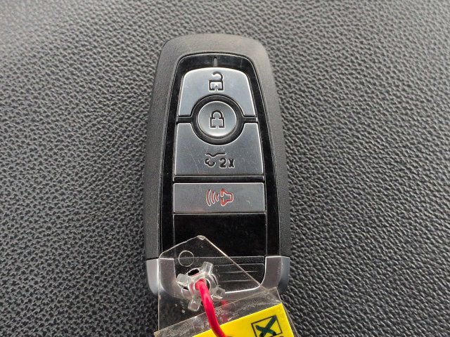 Used 2024 Ford F150 Lightning XLT AWD/4WD image 29