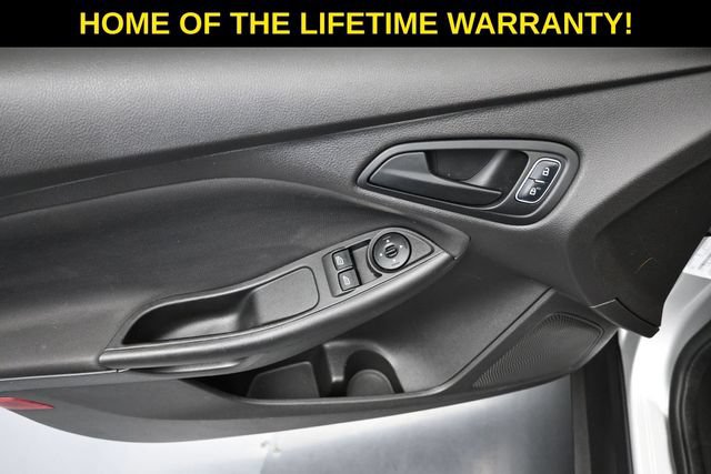 Used 2018 Ford Focus S FWD image 13