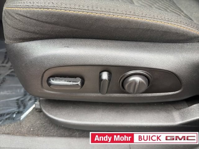 Used 2019 Chevrolet Equinox LT FWD image 24