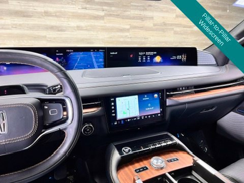 Used 2025 Lincoln Navigator L Black Label AWD/4WD image 10