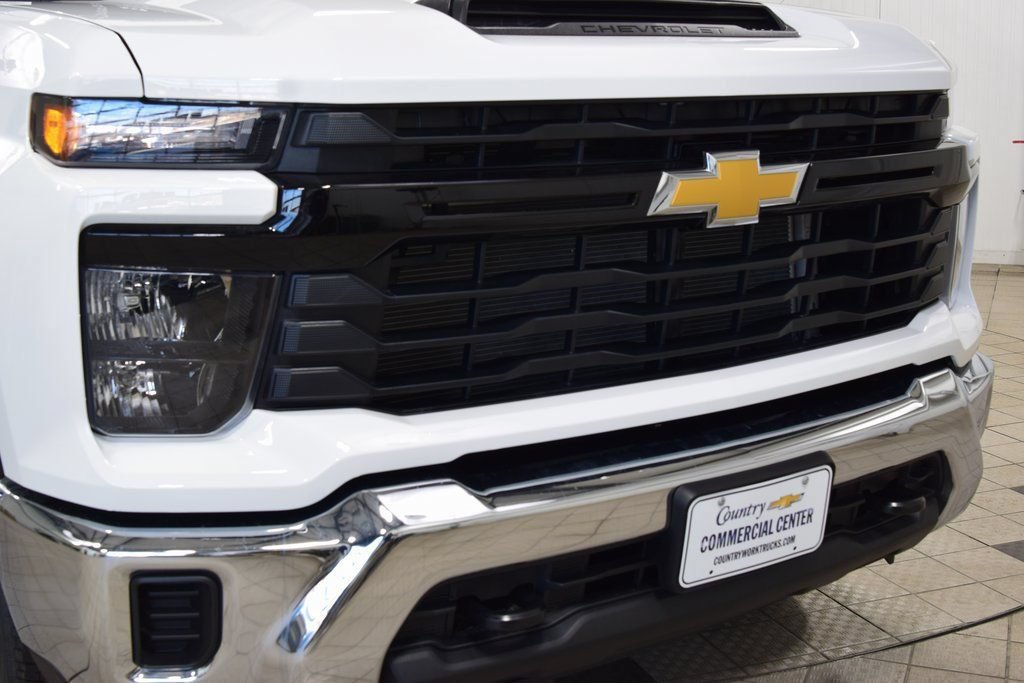 Used 2026 Chevrolet Silverado 3500 W/T w/ WT Convenience Package AWD/4WD image 7