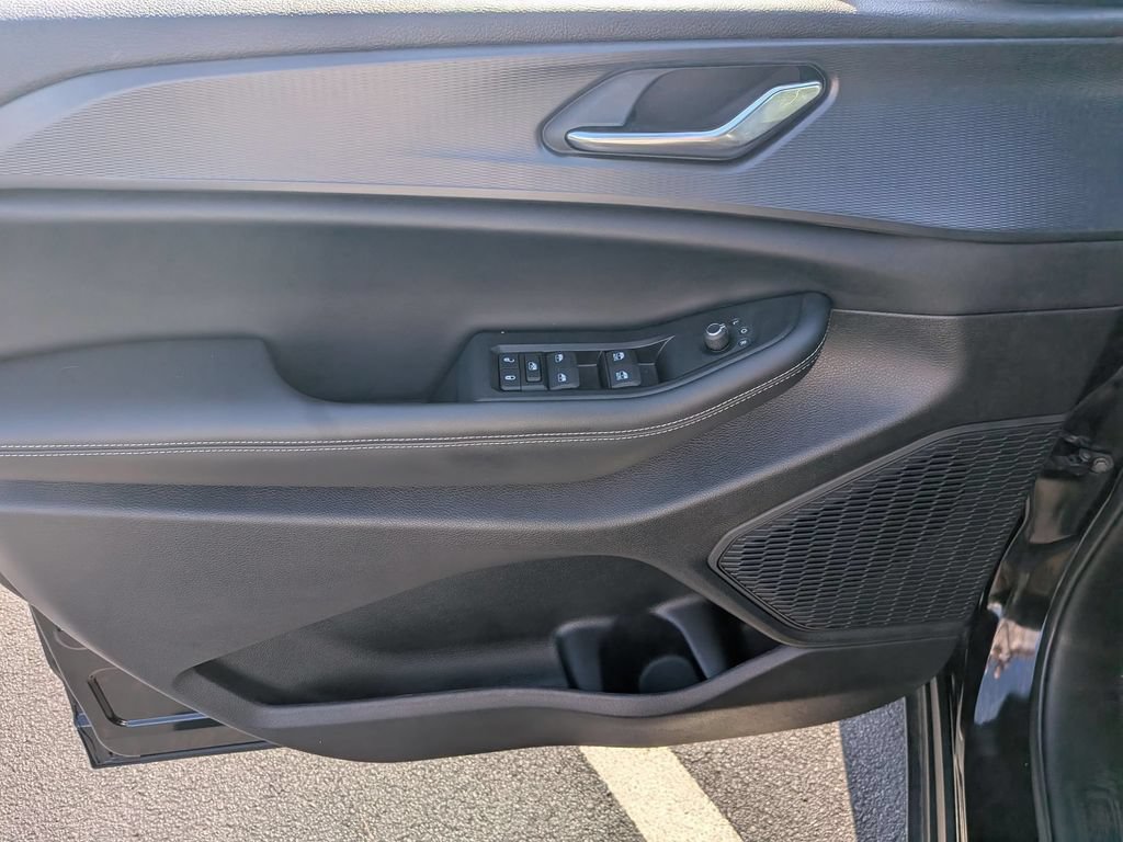 Certified 2024 Jeep Grand Cherokee Altitude AWD/4WD image 10