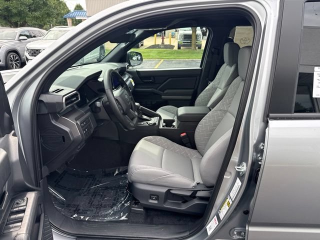 Used 2026 Toyota Tacoma SR5 AWD/4WD image 11
