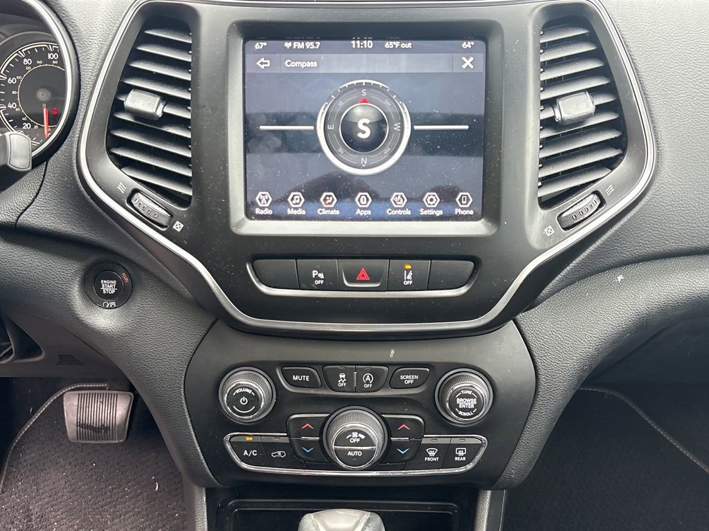 Used 2021 Jeep Cherokee Latitude Lux 80th Anniv w/ Quick Order Package 26U 80TH image 24