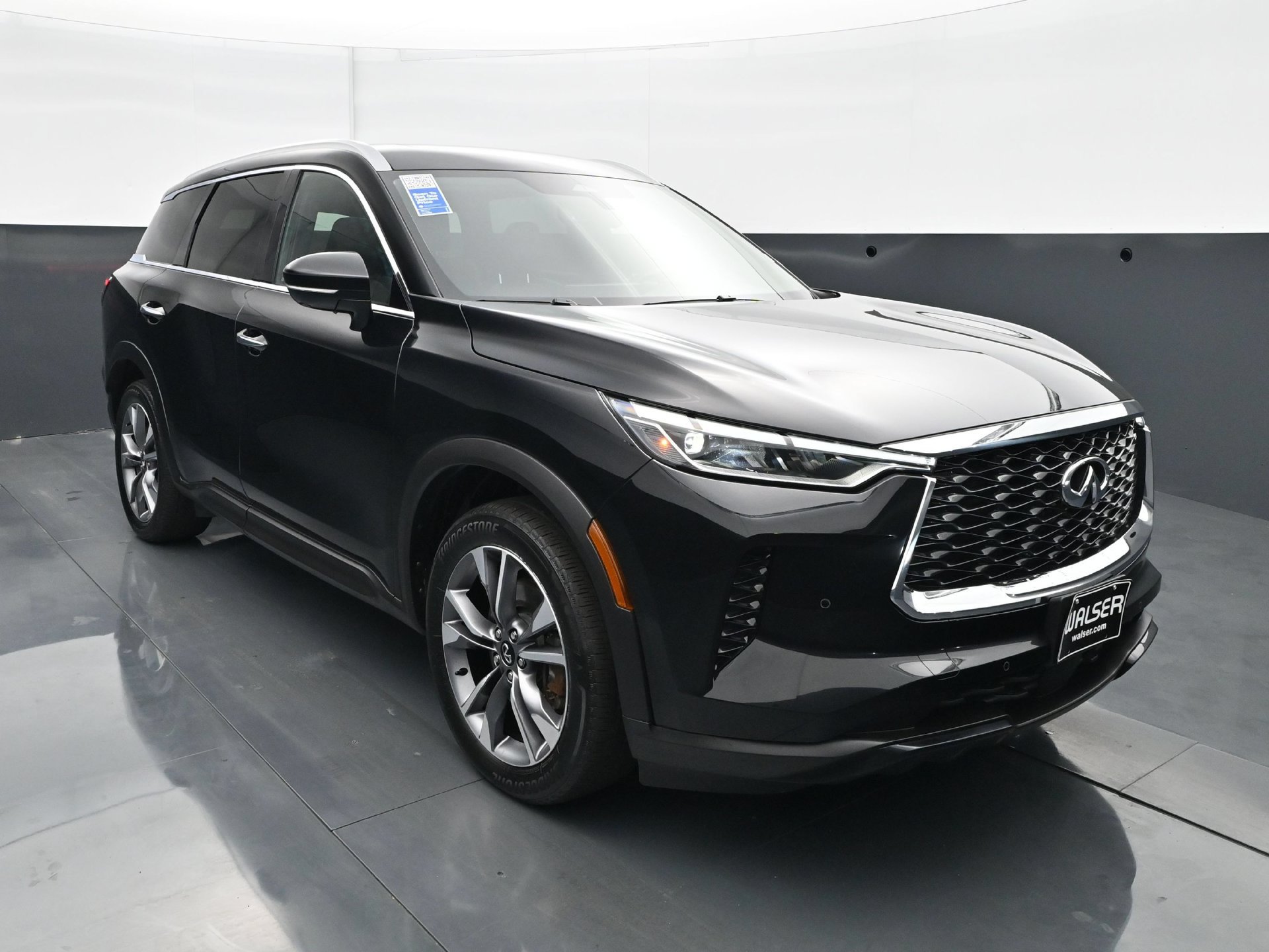 Used 2024 INFINITI QX60 Luxe AWD/4WD image 11
