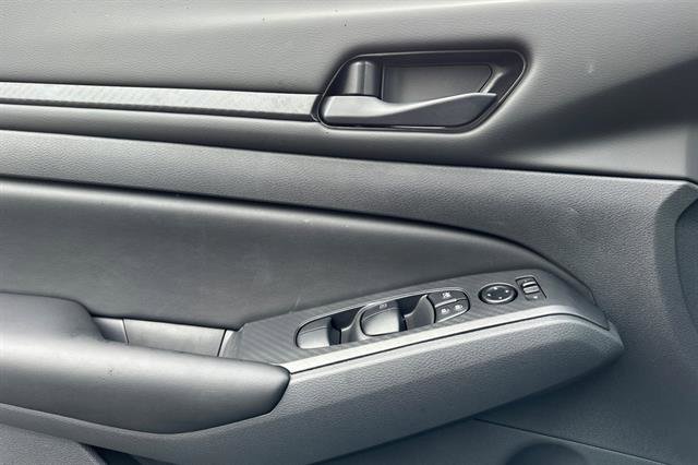 New 2025 Nissan Altima 2.5 S image 8