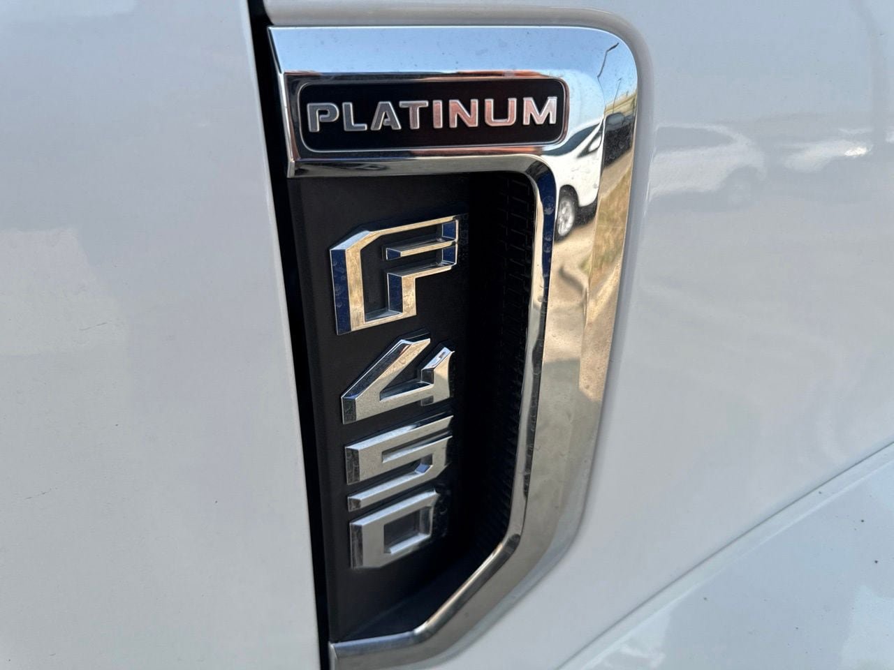 Used 2020 Ford F450 Platinum w/ FX4 Off-Road Package AWD/4WD image 16