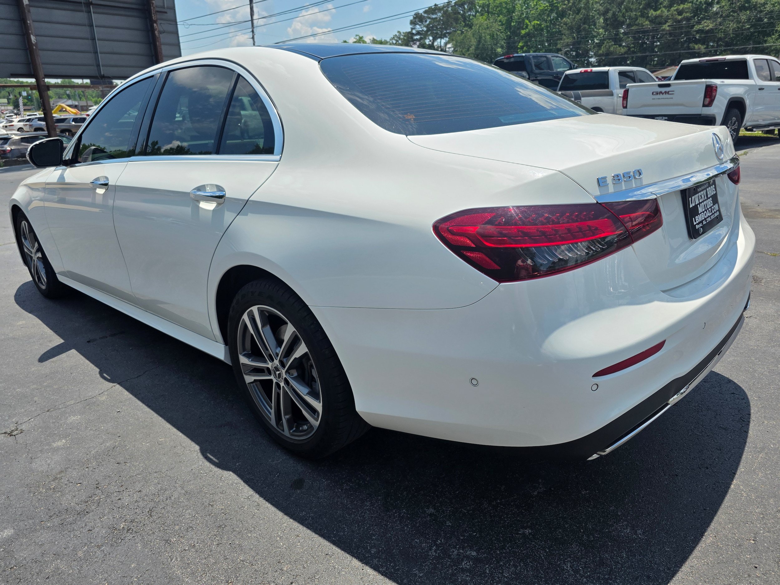 Used 2022 Mercedes-Benz E 350 4MATIC Sedan image 7