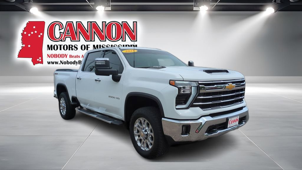 Used 2025 Chevrolet Silverado 2500 LTZ w/ LTZ Convenience Package image 3