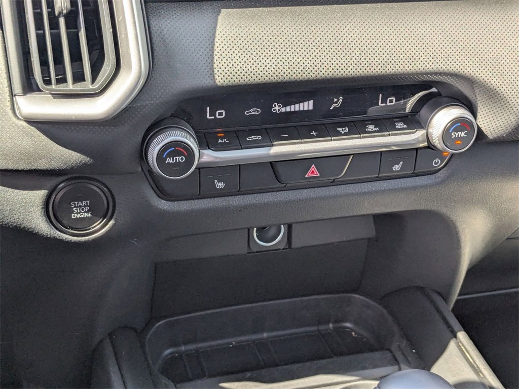 Used 2025 MAZDA CX-50 AWD 2.5 S w/ Premium Package image 22