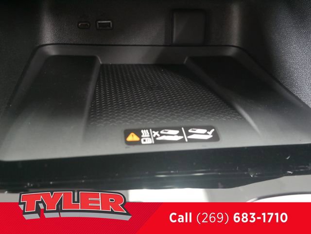 New 2026 Chevrolet Traverse LT w/ Driver Confidence Package image 30
