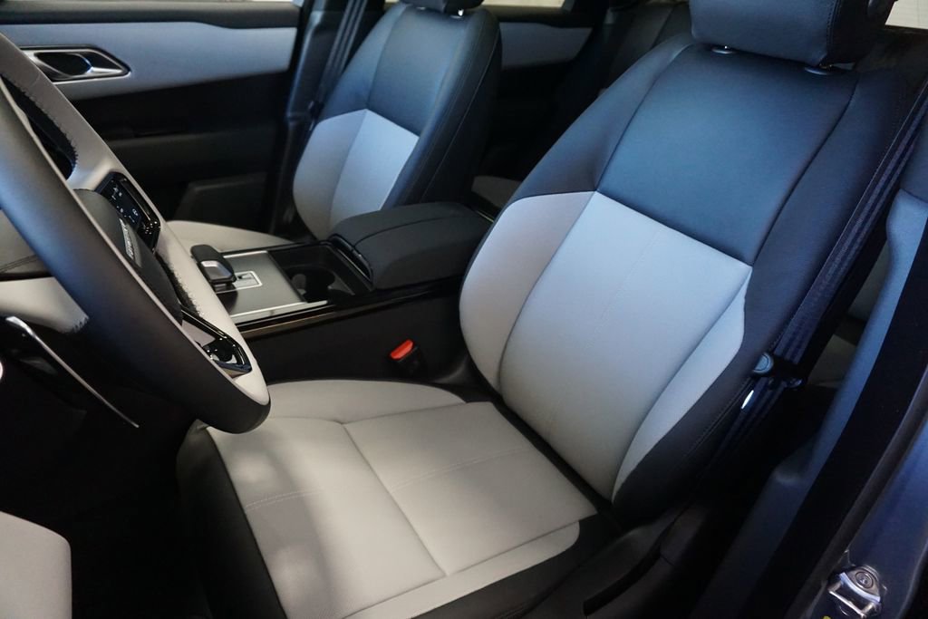 New 2026 Land Rover Range Rover Velar Dynamic SE image 20
