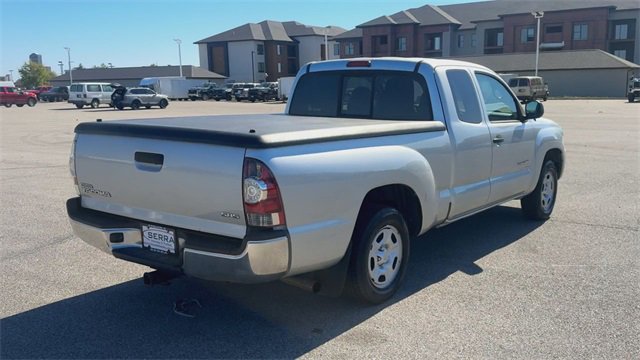 Used 2011 Toyota Tacoma 2WD Access Cab image 8