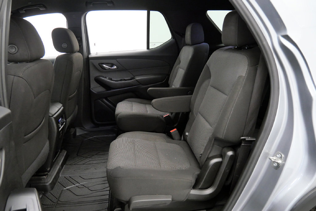 Used 2023 Chevrolet Traverse LT w/ LPO, Floor Liner Package AWD/4WD image 19