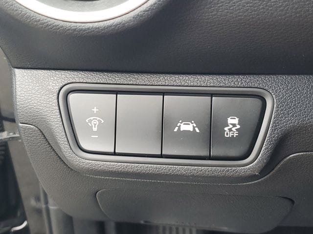 Used 2021 Kia Forte LXS image 25