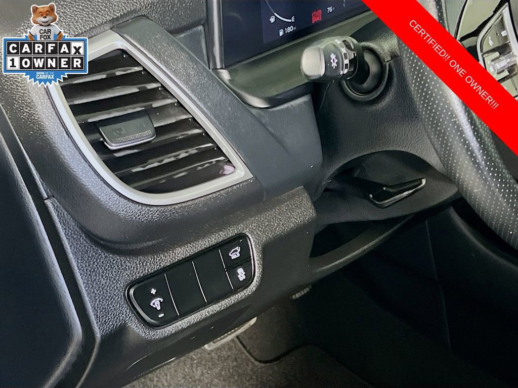 Certified 2024 Kia Seltos SX w/ SX Sunroof Package AWD/4WD image 11