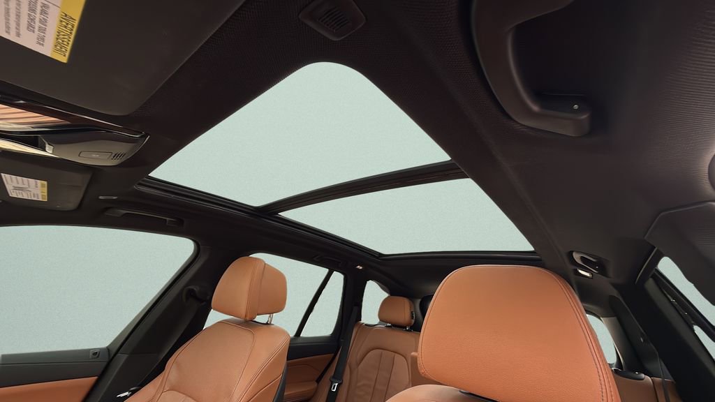 Used 2022 BMW X5 sDrive40i w/ Premium Package image 15