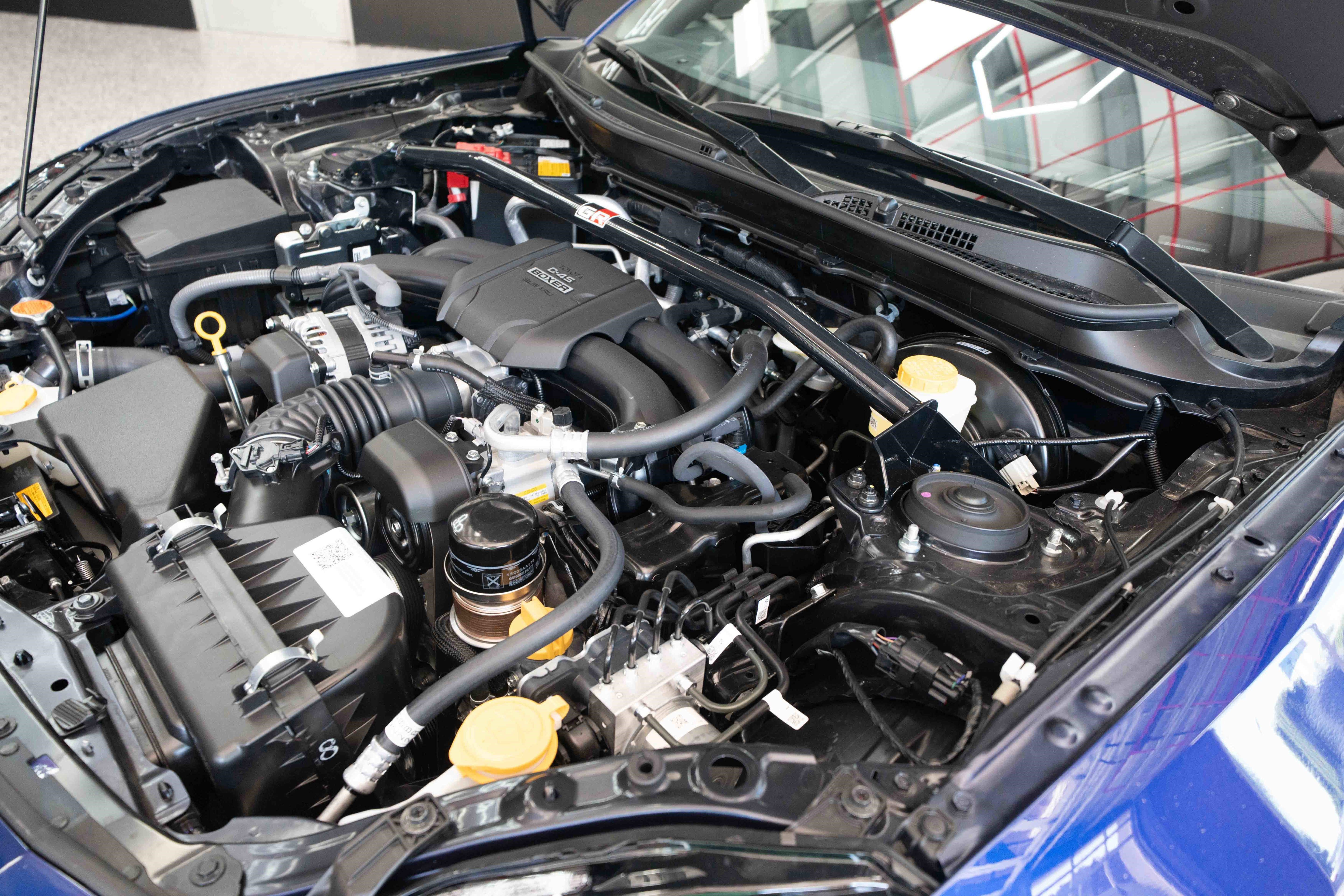 New 2025 Toyota GR86 Premium w/ GR Wheel Package (TMS image 32