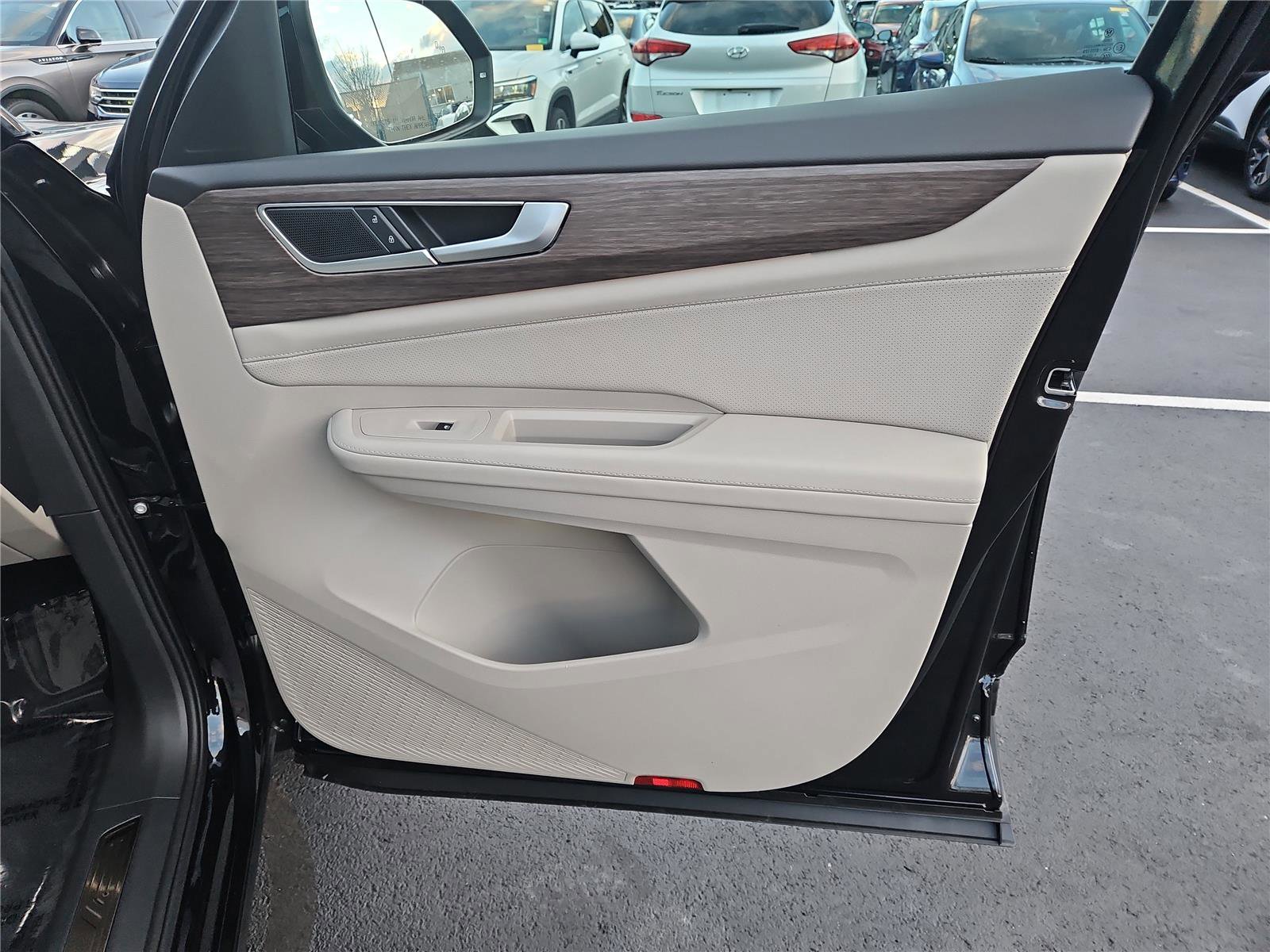 New 2026 Volkswagen Atlas SEL image 27