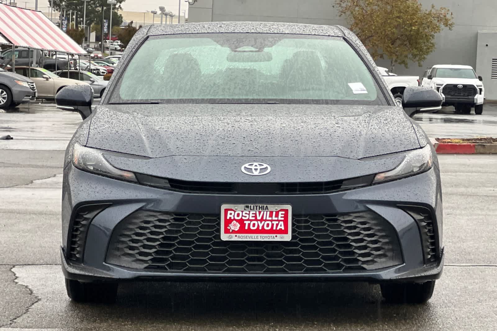 New 2026 Toyota Camry SE FWD image 10