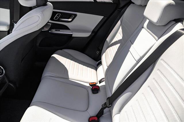 New 2026 Mercedes-Benz GLC 300 4MATIC image 18