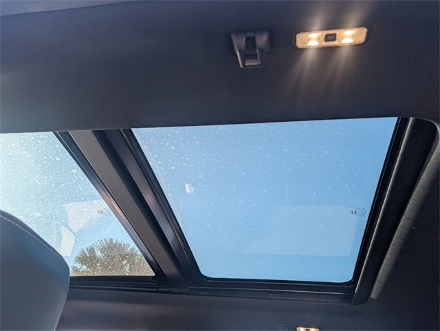 Used 2015 Ford F150 Lariat w/ Equipment Group 502A Luxury image 11