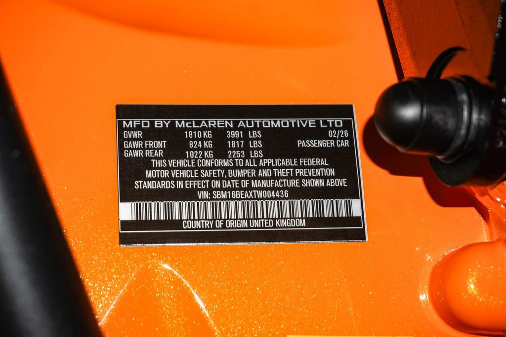 Used 2026 McLaren Artura Spider RWD image 37