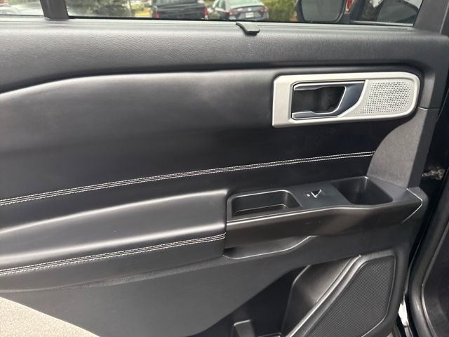 Used 2020 Ford Explorer ST w/ Premium Technology Package image 17