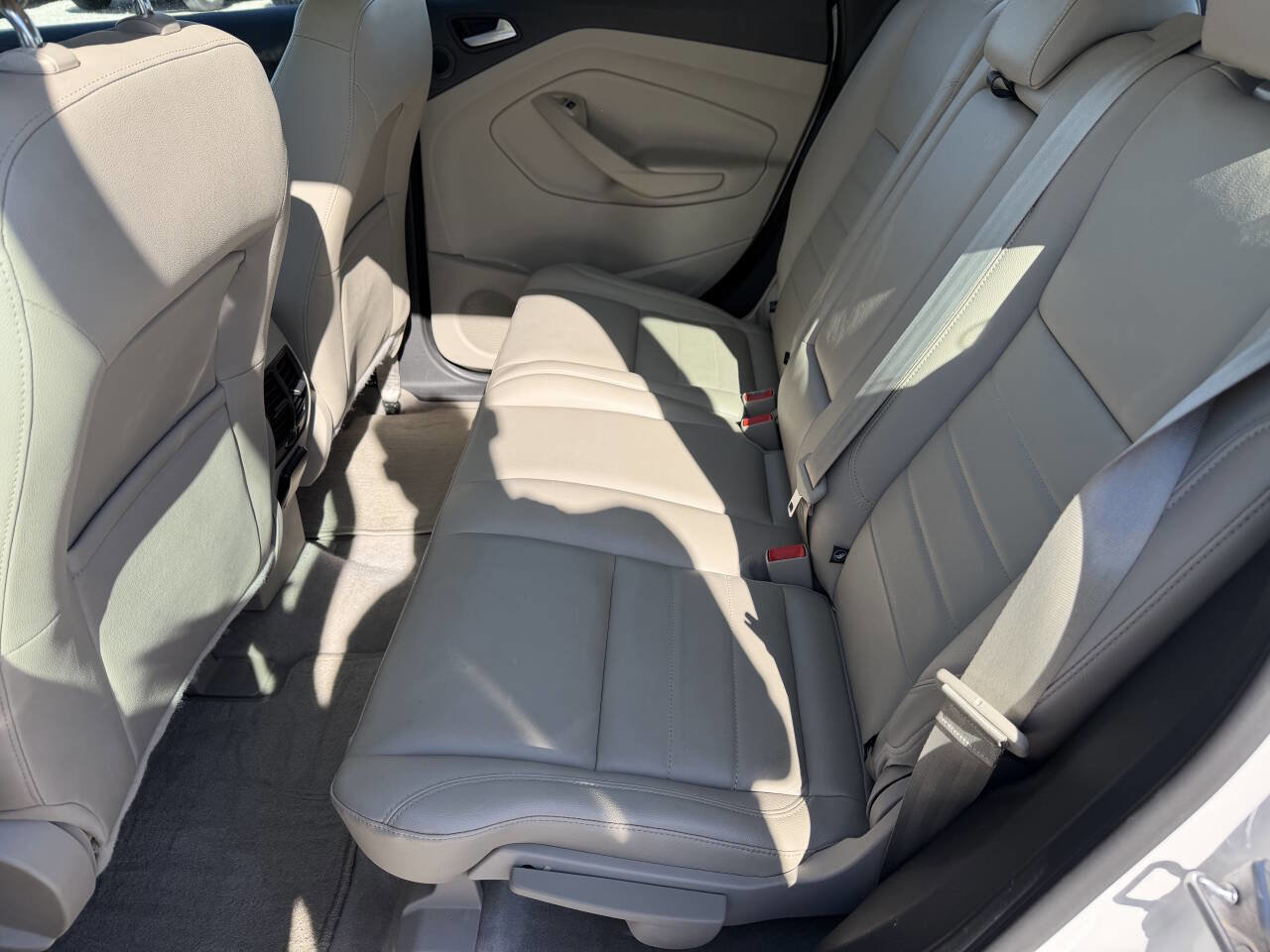 Used 2013 Ford C-MAX SEL FWD image 15