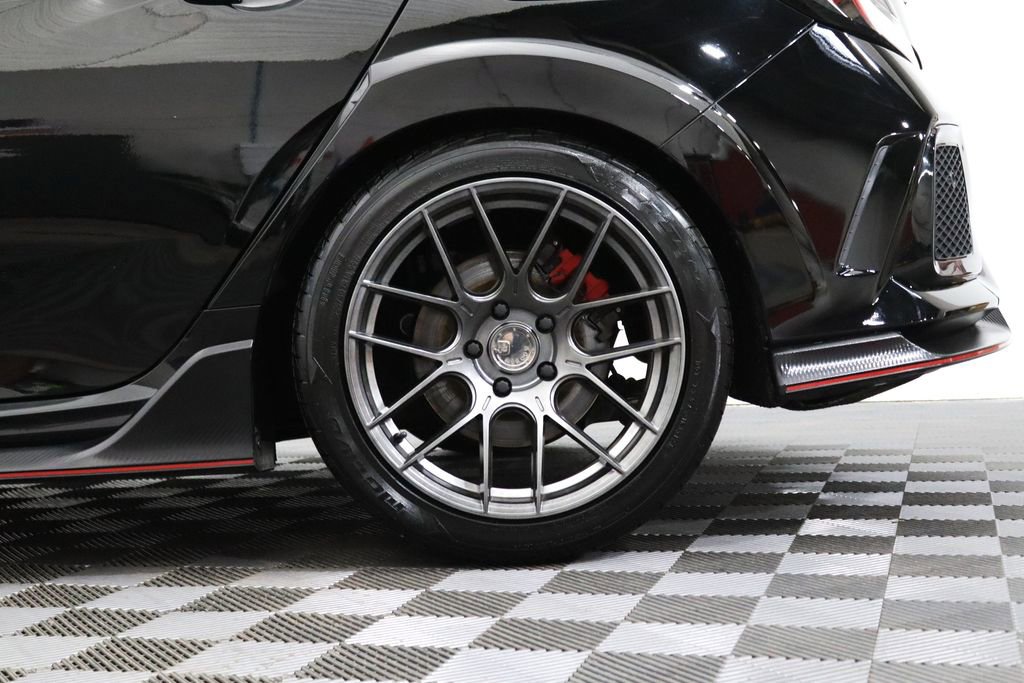 Used 2017 Honda Civic Type R image 4