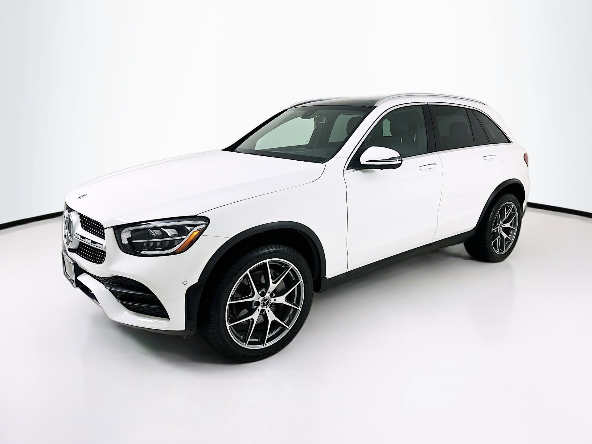 Certified 2021 Mercedes-Benz GLC 300 4MATIC image 3