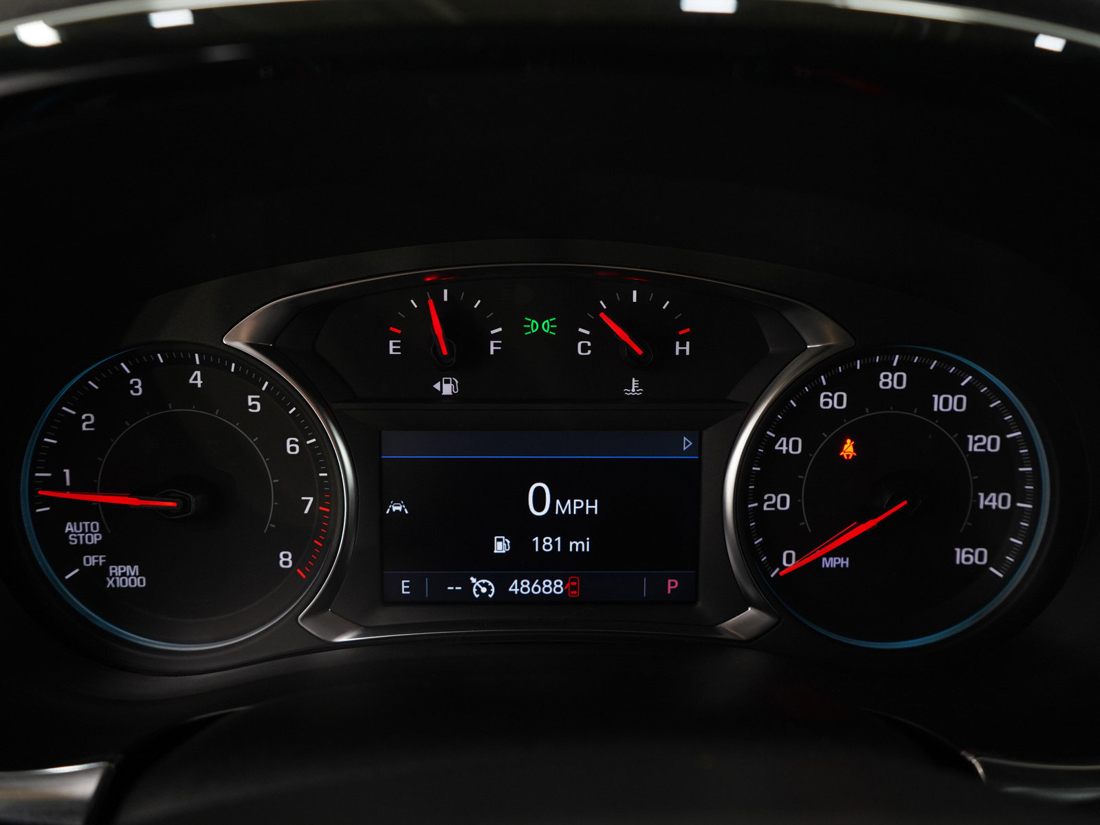 Used 2024 Chevrolet Traverse LT w/ Rear Camera Mirror Package image 31