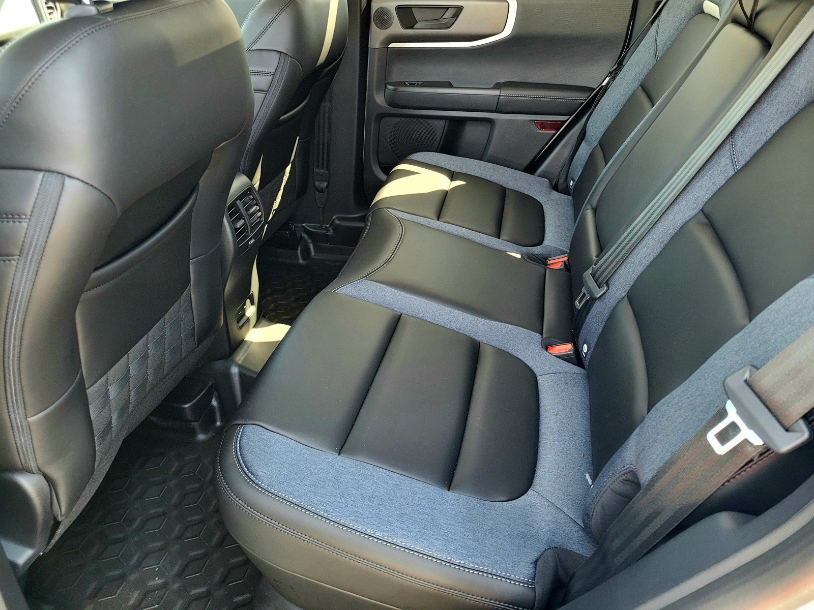 New 2026 Ford Bronco Sport Outer Banks AWD/4WD image 6