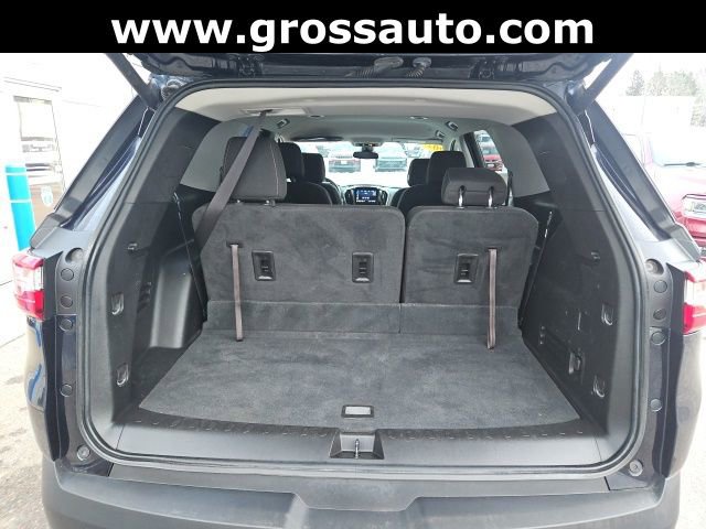Used 2020 Chevrolet Traverse LT w/ Driver Confidence II Package AWD/4WD image 31