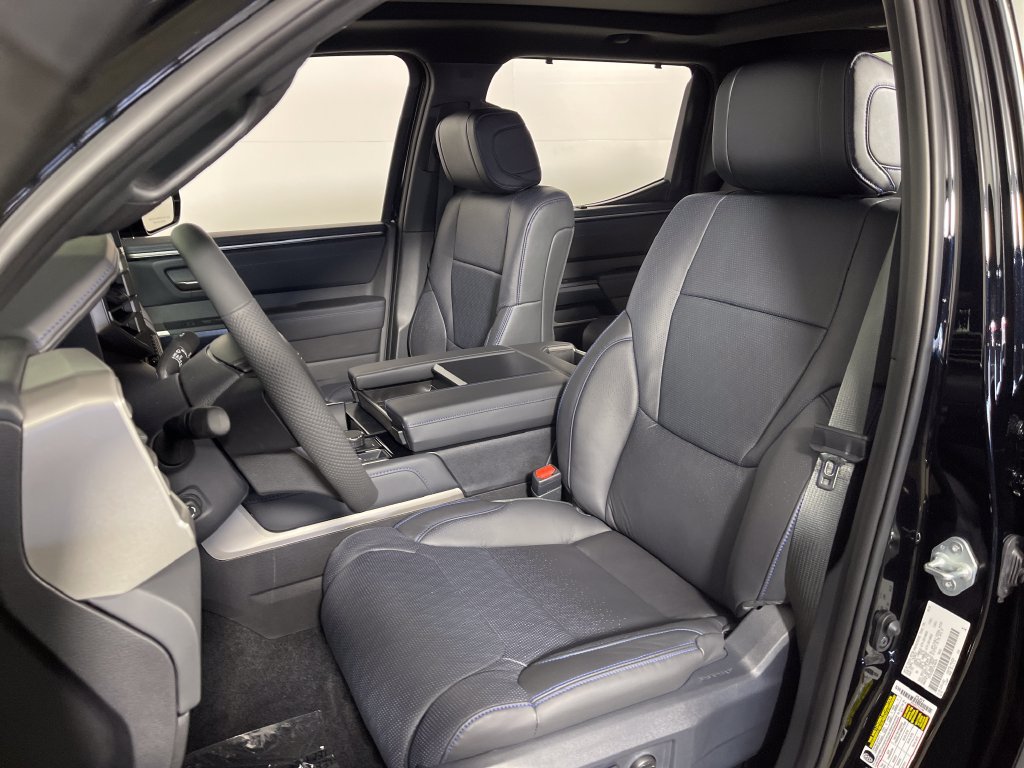New 2026 Toyota Tundra Platinum w/ TRD Off-Road Package AWD/4WD image 12