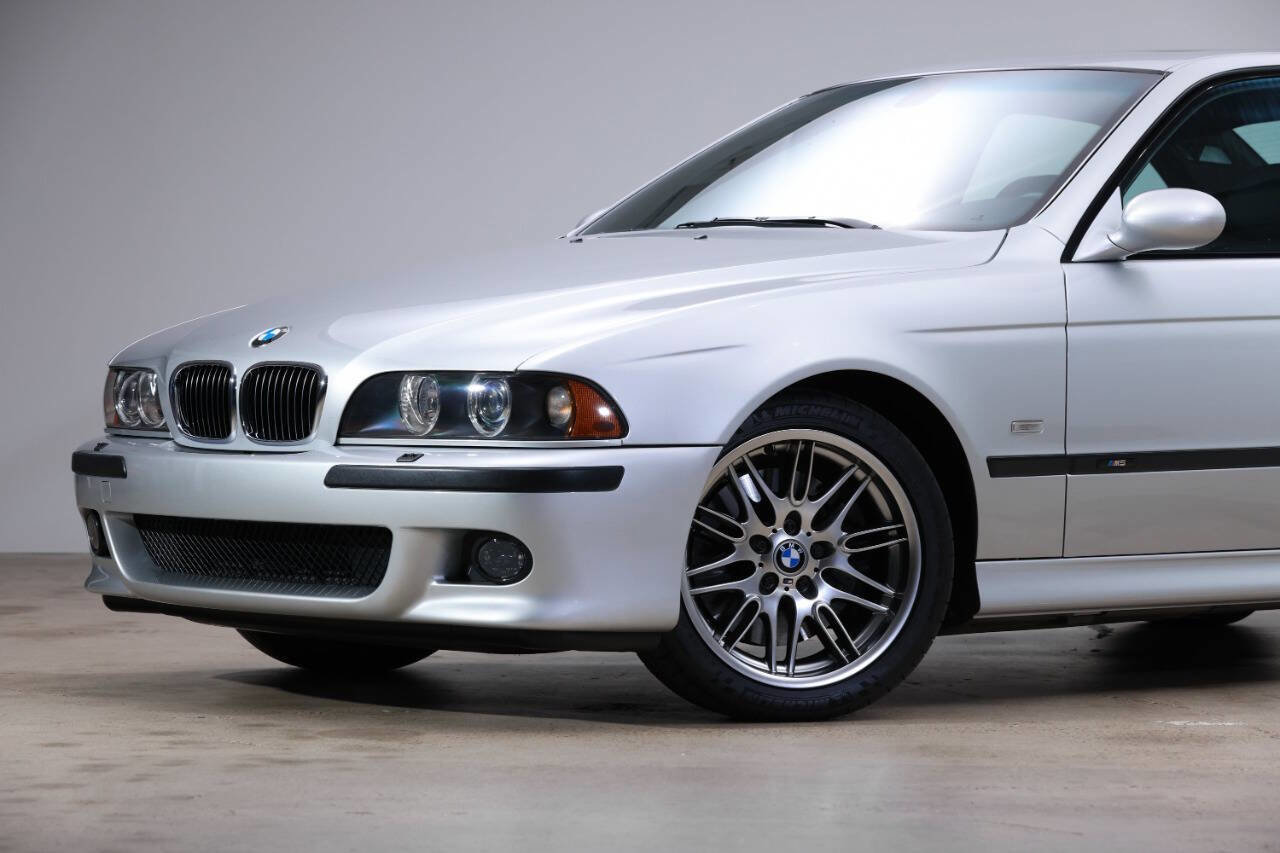 Used 2002 BMW M5 image 35