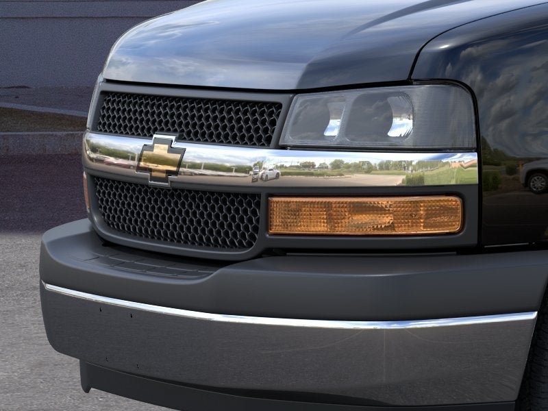 New 2027 Chevrolet Express 2500 w/ Safety Package RWD image 13