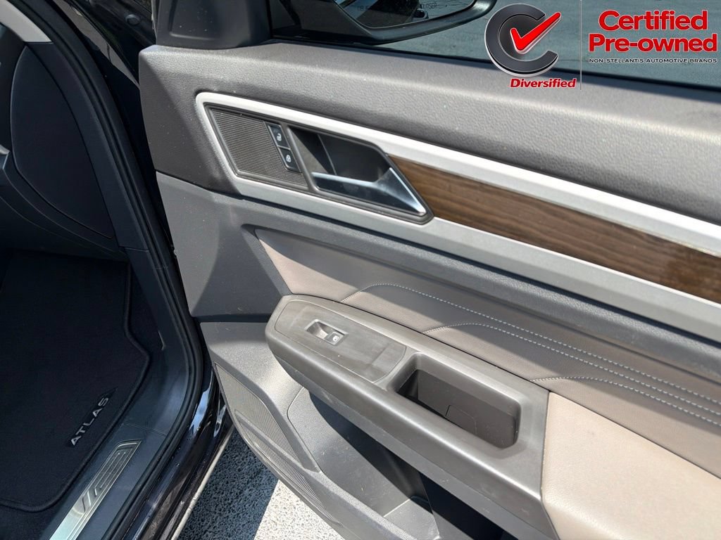 Used 2022 Volkswagen Atlas SE FWD image 36
