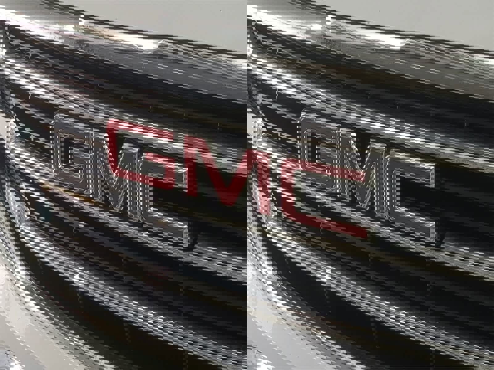 Used 2021 GMC Terrain SLT image 11