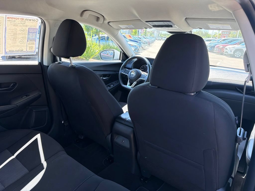 Used 2025 Nissan Sentra SV FWD image 15
