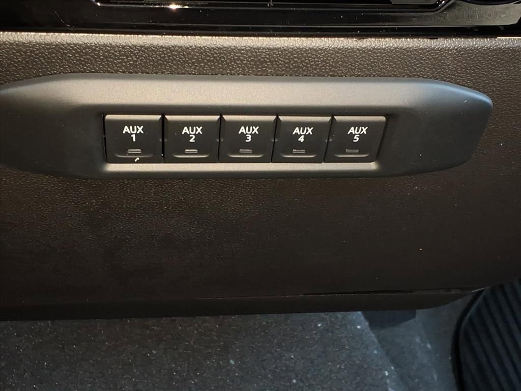 New 2026 Chevrolet Silverado 3500 LT image 15