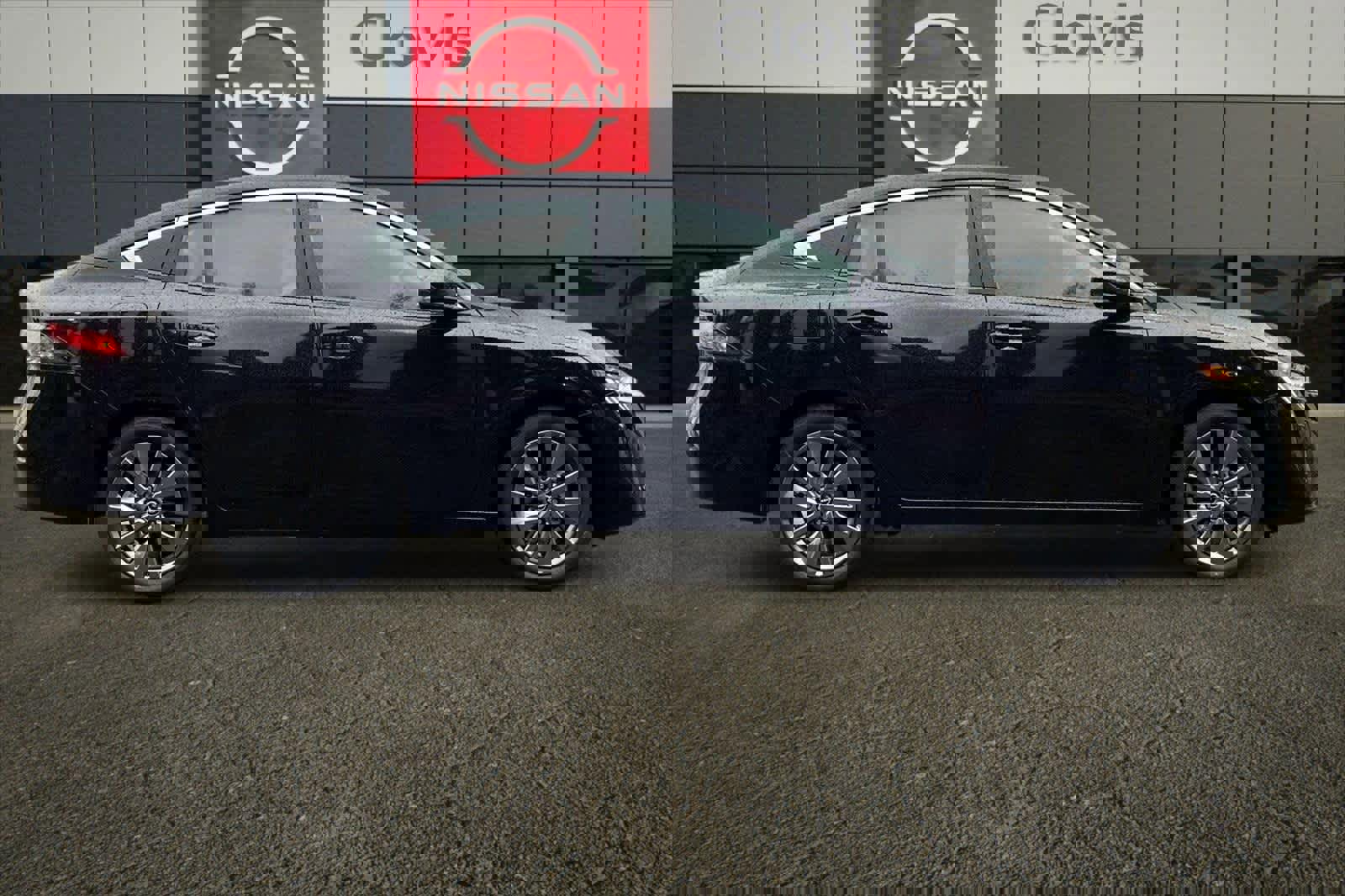 New 2026 Nissan Sentra SL image 9