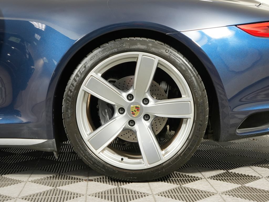 Certified 2017 Porsche 911 Targa 4 AWD/4WD image 23