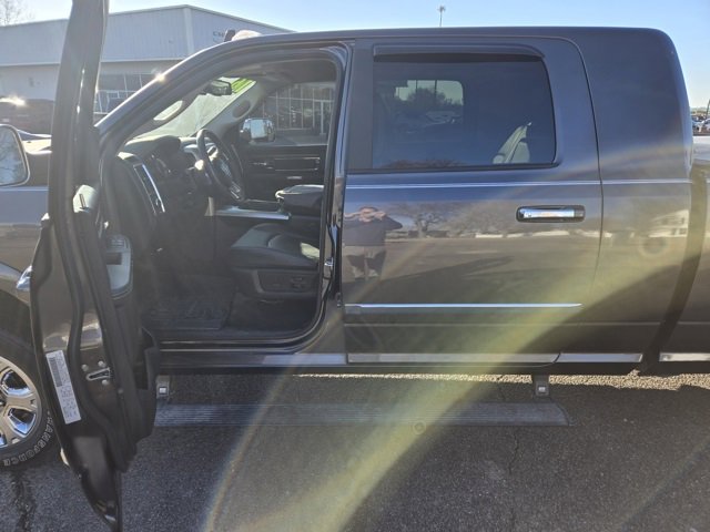Used 2016 RAM 2500 Laramie image 11